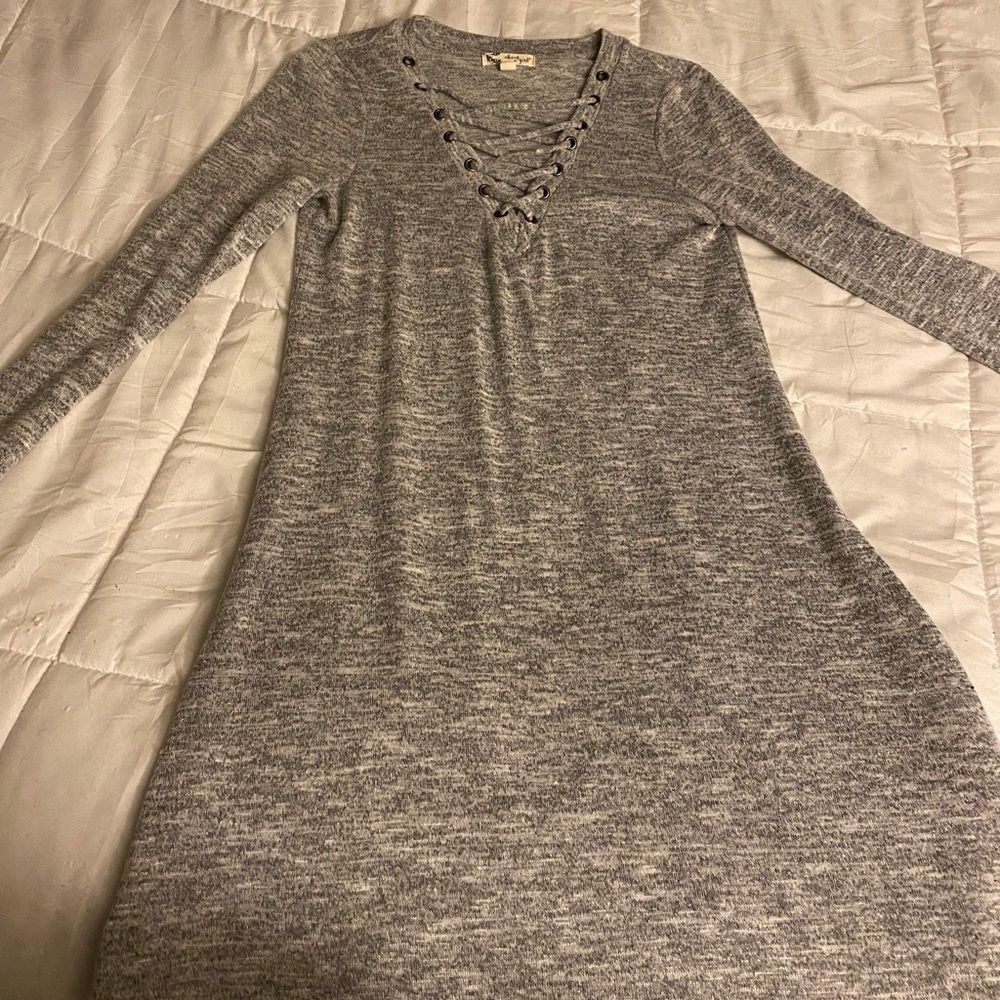 Short, grey, long sleeve dress. Size XS, bought from Macys.